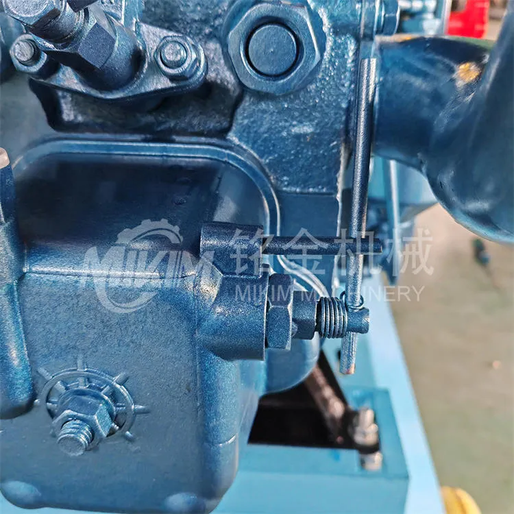 Broyler tovuq yemi tayyorlash mashinasi